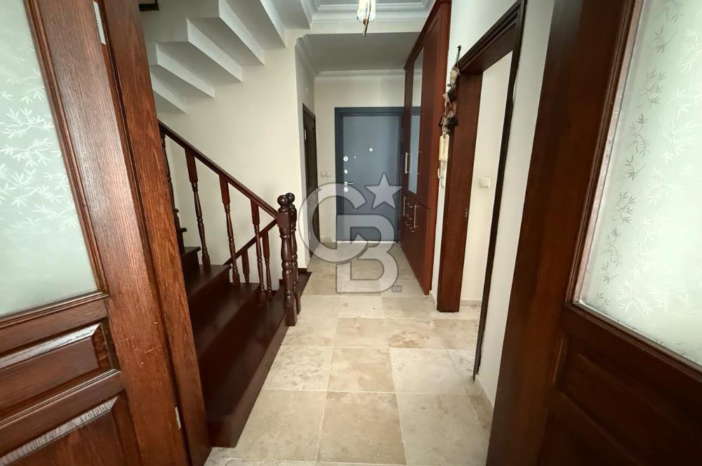 Darıca Konakları’nda, Sakin Yaşam Sunan Ferah 4+1 Tripleks Villa