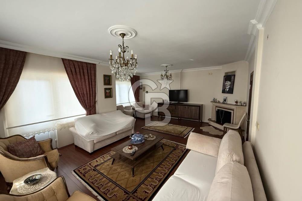 Darıca Konakları’nda, Sakin Yaşam Sunan Ferah 4+1 Tripleks Villa