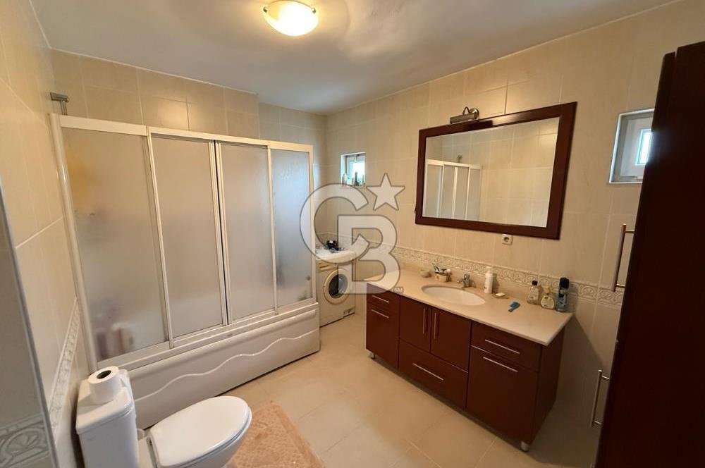 Darıca Konakları’nda, Sakin Yaşam Sunan Ferah 4+1 Tripleks Villa