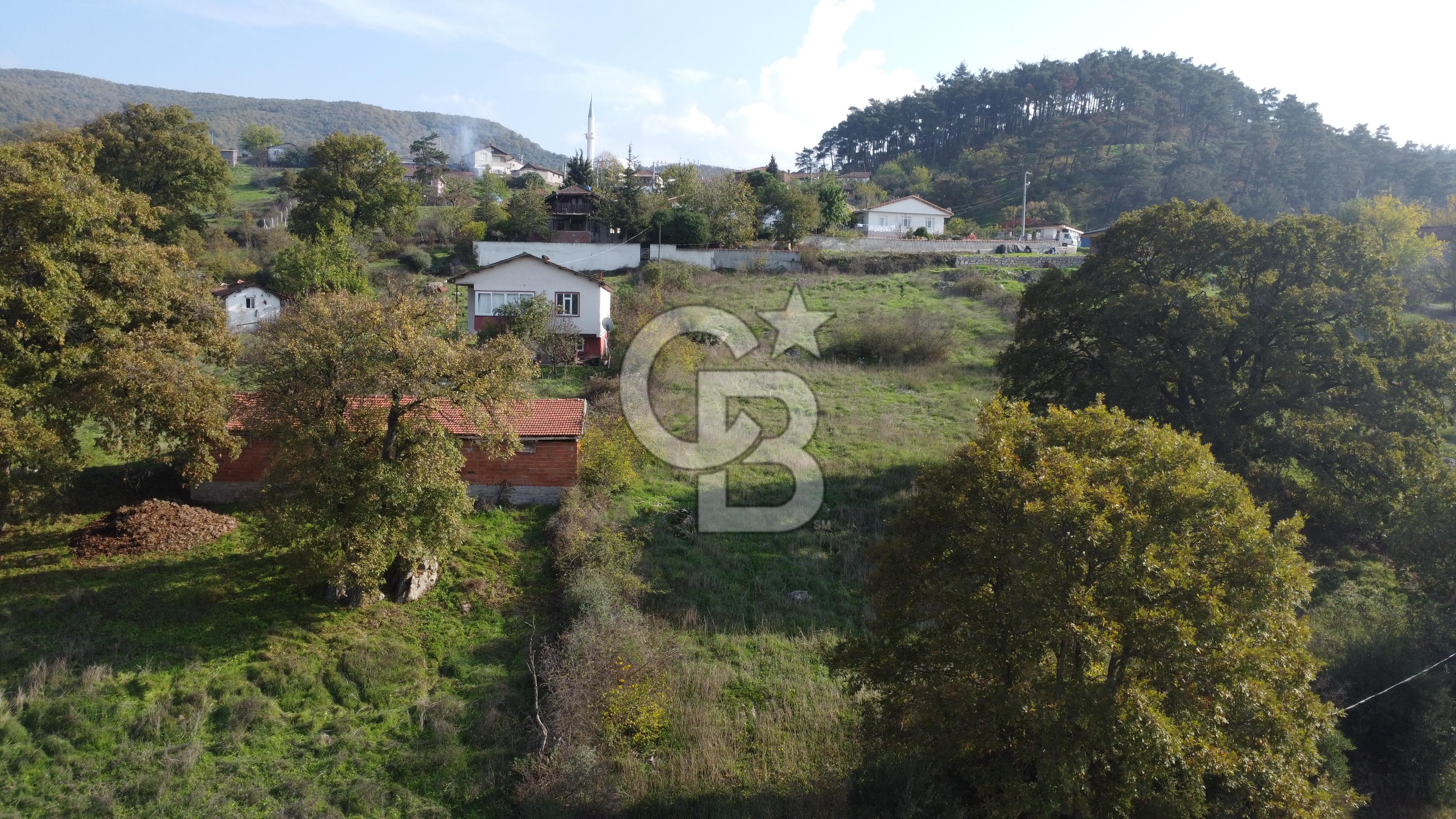 BİGA AKKAYRAK KÖYÜNDE 2646 M2 Sİ İMARLI ARSA