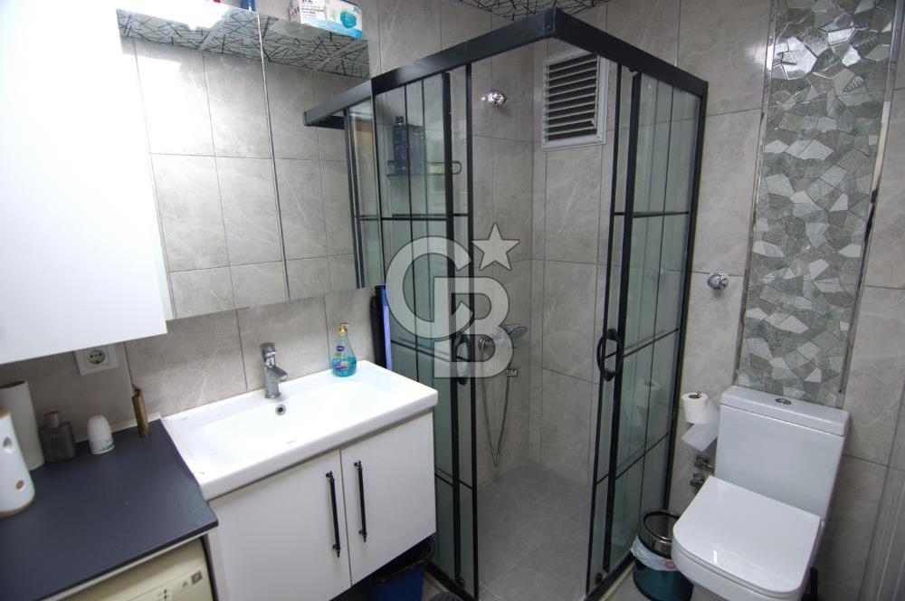 Karşıyaka Çarşıda Kiralık 2+1 Tadilatlı Daire