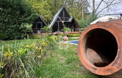 Sapanca, Muradiye'de 4.356,47 m² arsa + 2 Adet Havuzlu Bungalov