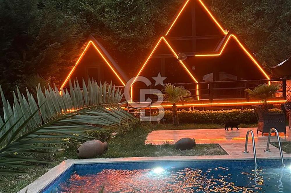 Sapanca, Muradiye'de 4.356,47 m² arsa + 2 Adet Havuzlu Bungalov