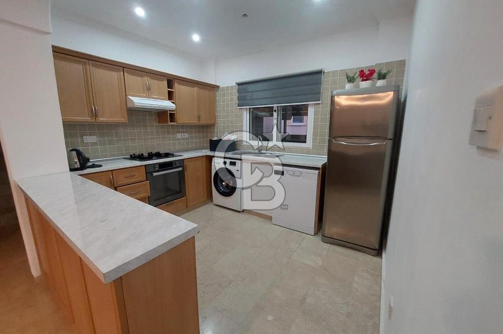 Girne Lapta Bölgesinde Kiralık 3+1 Havuzlu Villa !!!