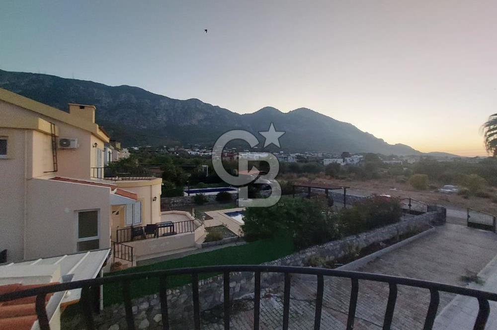 Girne Lapta Bölgesinde Kiralık 3+1 Havuzlu Villa !!!
