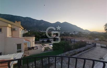 Girne Lapta Bölgesinde Kiralık 3+1 Havuzlu Villa !!!