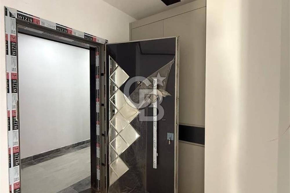 BAHÇELİEVLER LÜKS SIFIR DENİZE YÜRÜME MESAFESİNDE SATILIK 2+1