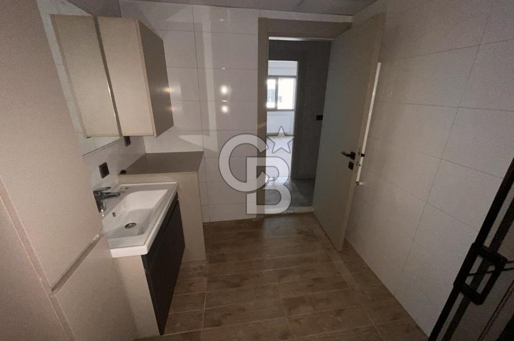 Menemen Cumhuriyet mah.Lüks site içinde satılık 2+1 sıfır daire