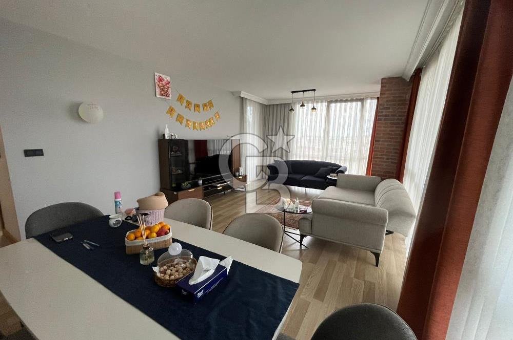 İstanbul Pendik Viaport Avm Karşısı Site içi 2+1 Geniş Satılık Daire