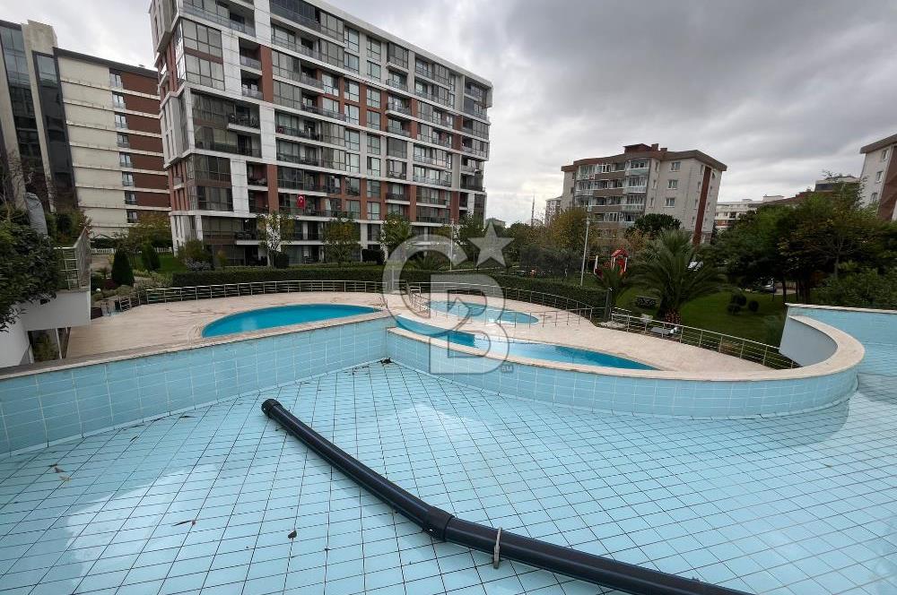 İstanbul Pendik Viaport Avm Karşısı Site içi 2+1 Geniş Satılık Daire