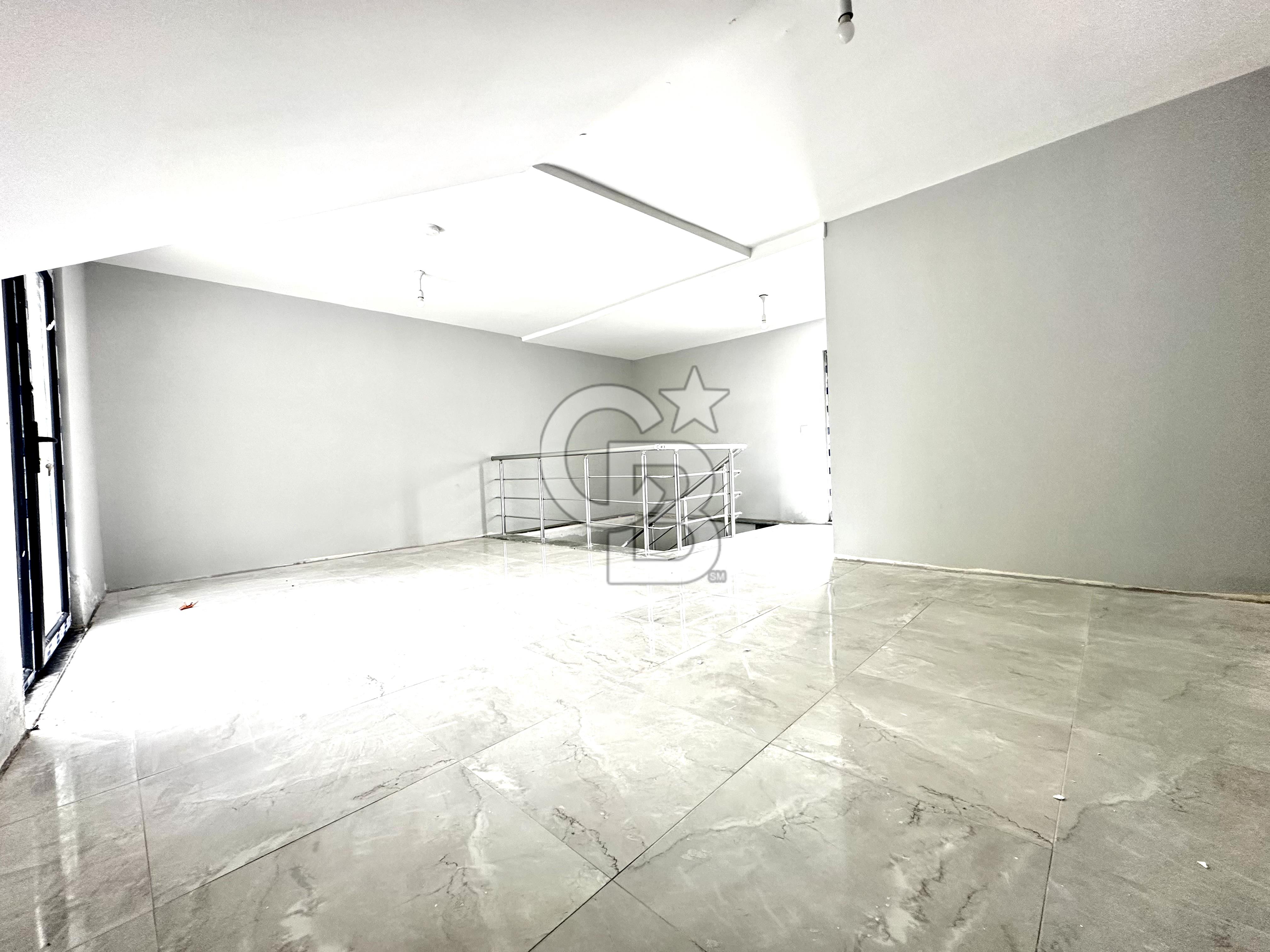 CB ATLAS'TAN YAHYA KAPTAN'DA TRAMVAY YANI KİRALIK OFİS