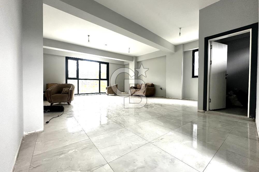 CB ATLAS'TAN YAHYA KAPTAN'DA TRAMVAY YANI KİRALIK OFİS