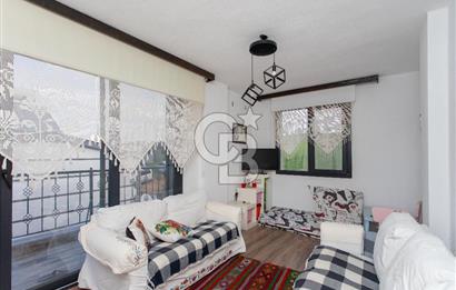 Foça Cumhuriyet Mah. Satılık 6+2 Müstakil Tripleks Villa