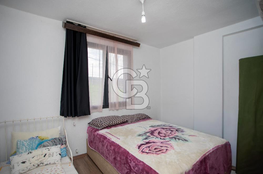 Foça Cumhuriyet Mah. Satılık 6+2 Müstakil Tripleks Villa