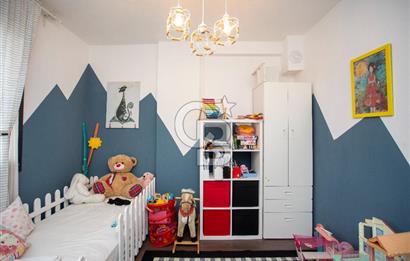 Foça Cumhuriyet Mah. Satılık 6+2 Müstakil Tripleks Villa