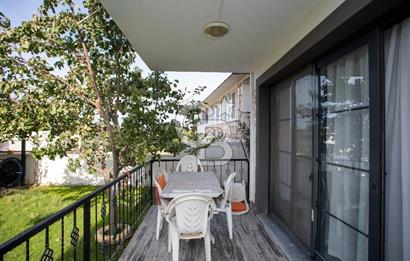 Foça Cumhuriyet Mah. Satılık 6+2 Müstakil Tripleks Villa