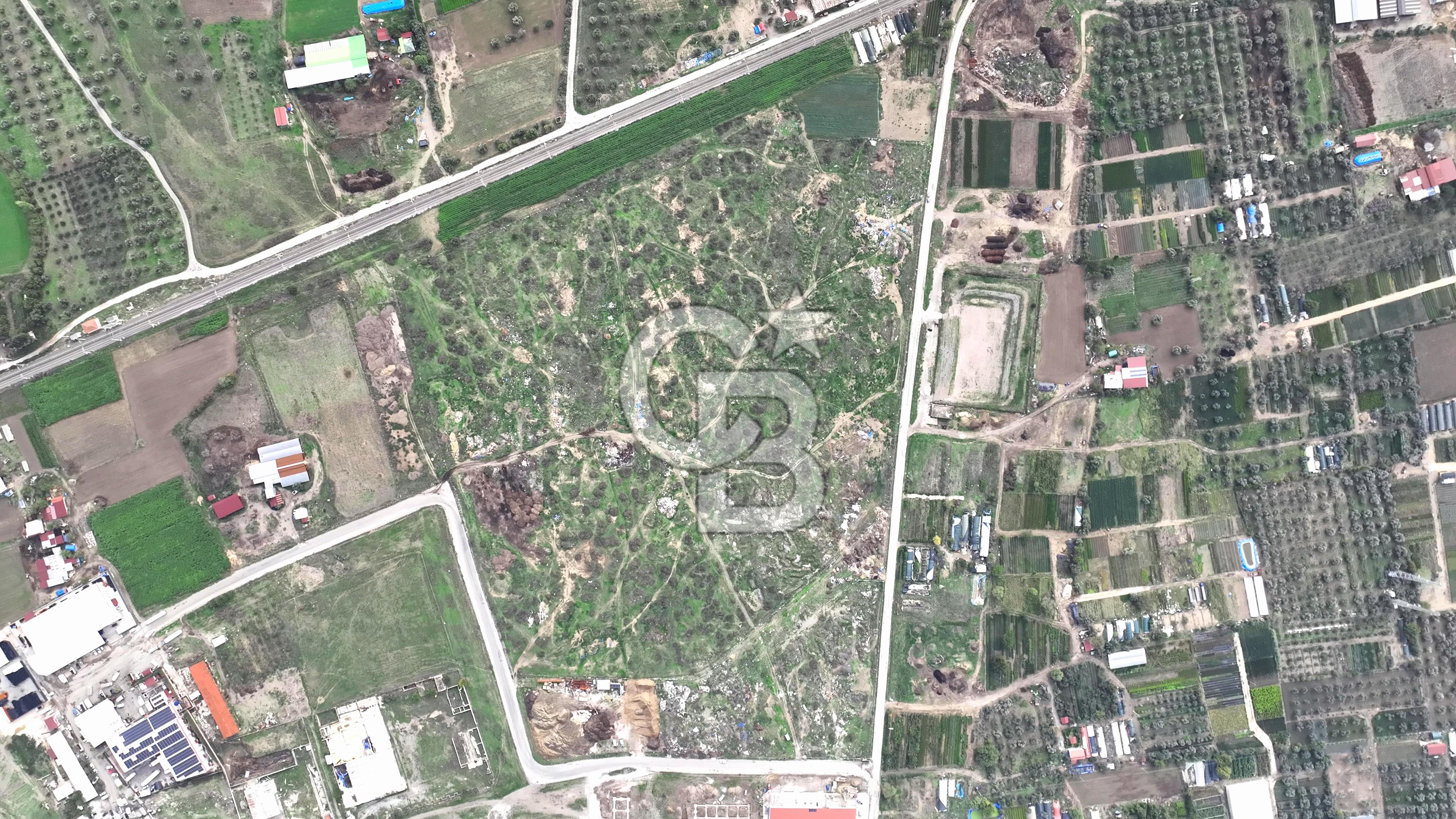 Bayındır' da Yatırımlık Sanayi İmarlı Satılık Arsa CB-PH