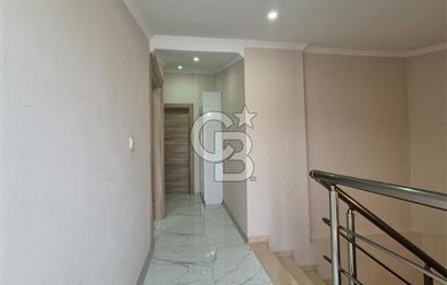 Karşıyaka Bahariye Mahallesi 3+1 Kiralık Dubleks Daire