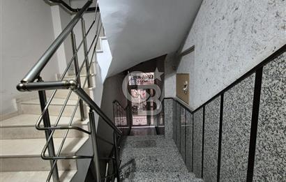 Karşıyaka Bahariye Mahallesi 3+1 Kiralık Dubleks Daire