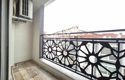 Karşıyaka Bahariye Mahallesi 3+1 Kiralık Dubleks Daire