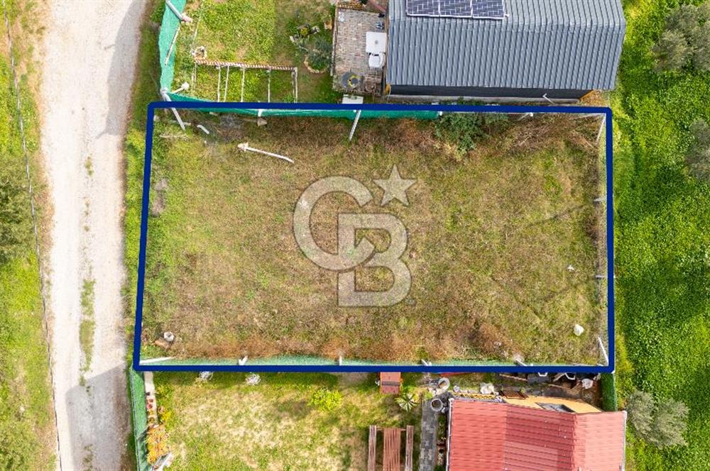 Foça Kocamehmetler'de Satılık Hisseli Tarla