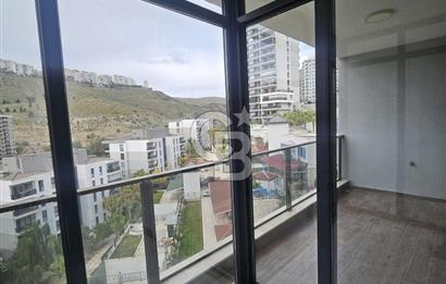 Çiğli Park Yaşam Santorini Sitesi'nde Kiralık 2+1 Daire