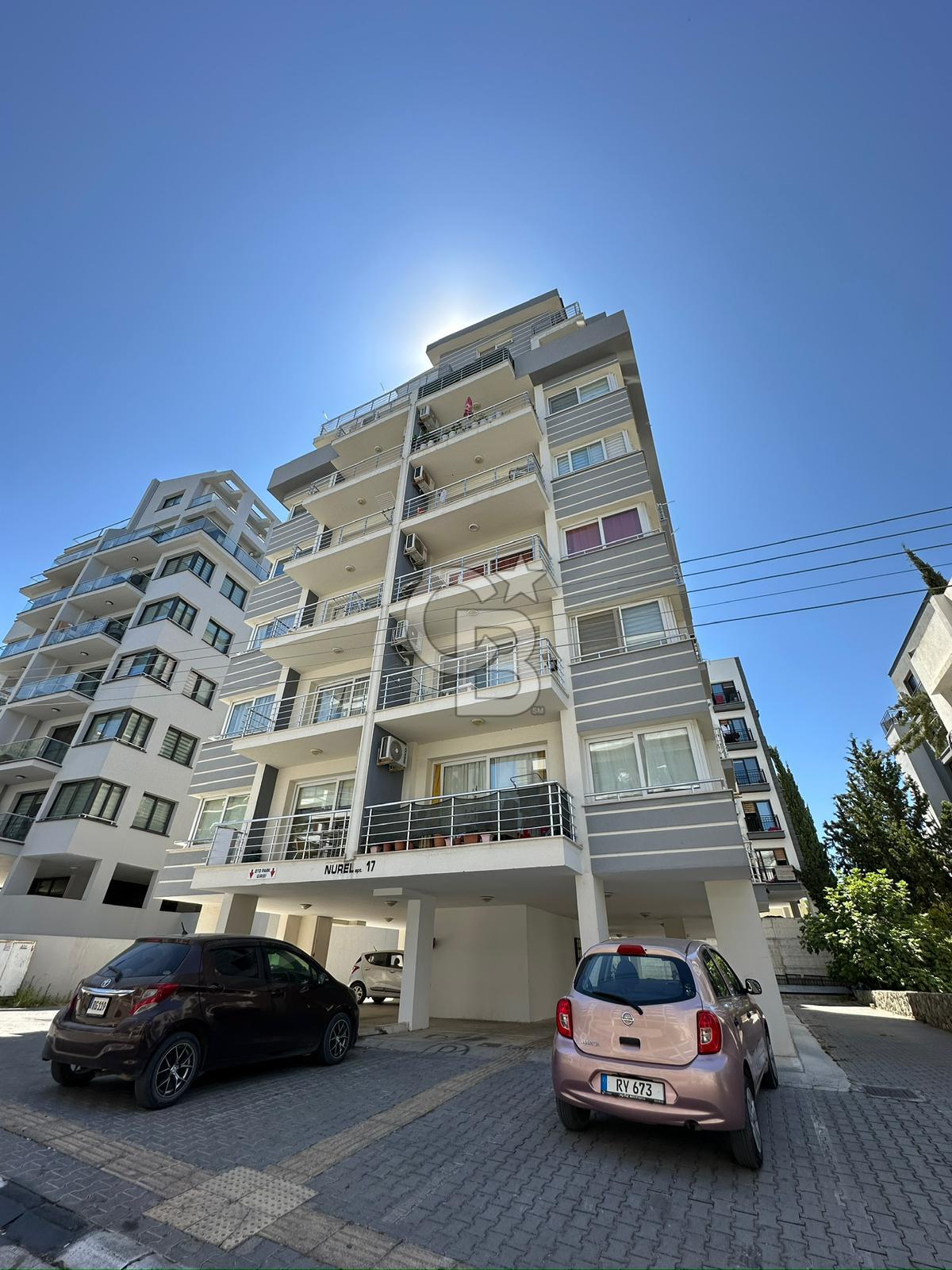 Yukarı Girne Bölgesinde Merkezi Konumda Satılık Türk Koçanlı 3+1 Daire !!!