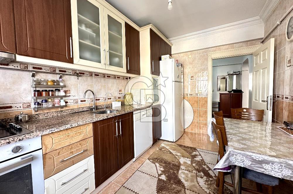 Ümraniye Şerifali Mahallesi Satılık İki Bağımsız Bölümlü Dubleks