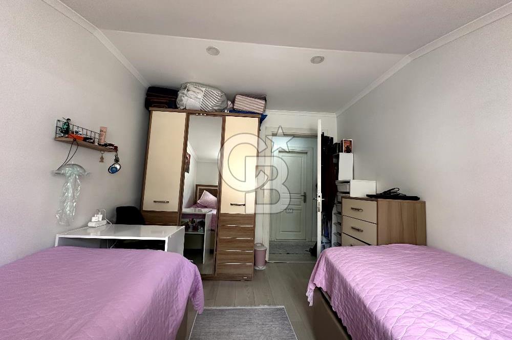 Ümraniye Şerifali Mahallesi Satılık İki Bağımsız Bölümlü Dubleks