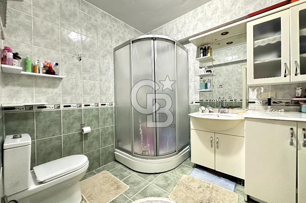 Ümraniye Şerifali Mahallesi Satılık İki Bağımsız Bölümlü Dubleks