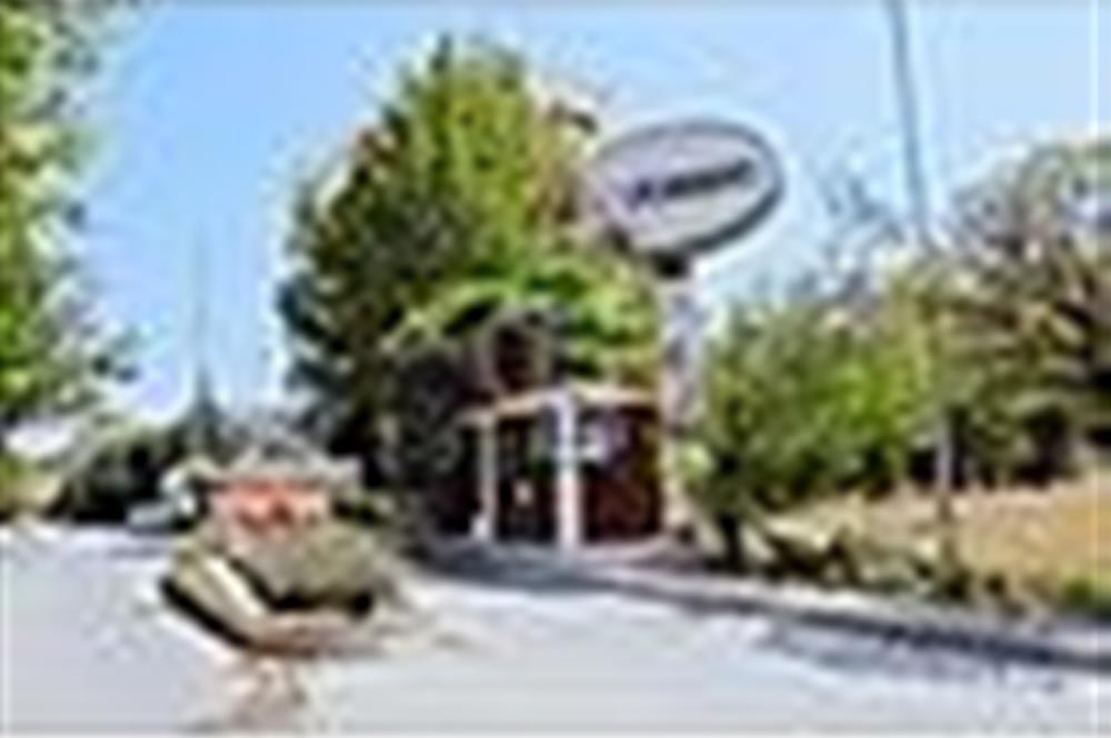 ALACAATLI GÜVENLİKLİ SİTE İÇİNDE SATILIK KÖŞE VİLLA TERCİH EDENLER 