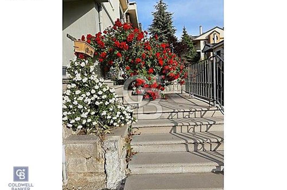 ALACAATLI GÜVENLİKLİ SİTE İÇİNDE SATILIK KÖŞE VİLLA TERCİH EDENLER 