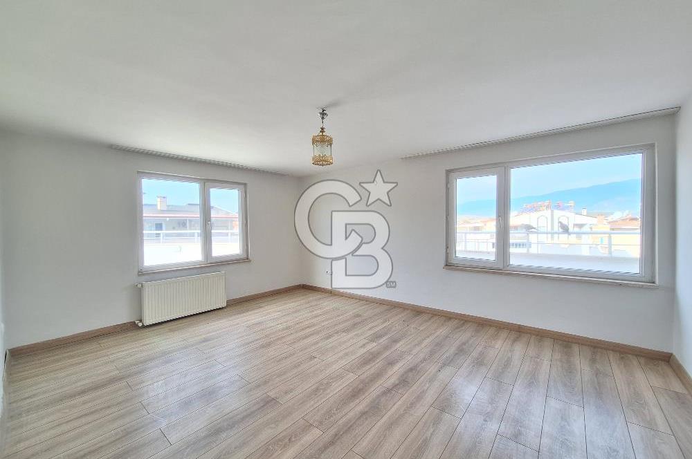 Akçay İkizçayda Denize Yürüme Mesafesinde Muhteşem 4+1 Dubleks