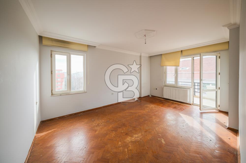 ÇORLU IŞIKLAR SALİH OMURTAK CADDESİ ÜZERİ 4+1 250 m2 DAİRE