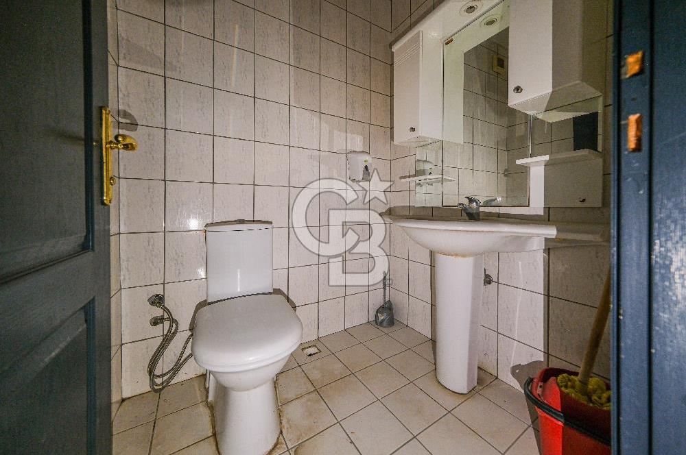 ÇORLU IŞIKLAR SALİH OMURTAK CADDESİ ÜZERİ 4+1 250 m2 DAİRE