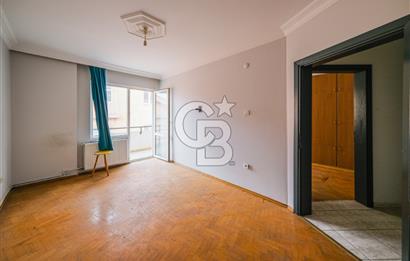 ÇORLU IŞIKLAR SALİH OMURTAK CADDESİ ÜZERİ 4+1 250 m2 DAİRE