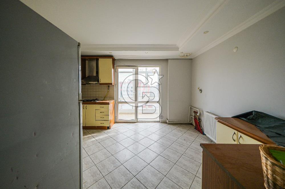 ÇORLU IŞIKLAR SALİH OMURTAK CADDESİ ÜZERİ 4+1 250 m2 DAİRE