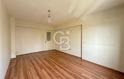 BUCA BARIŞ MAHALLESİ ARA KAT 3+1 SATILIK DAİRE