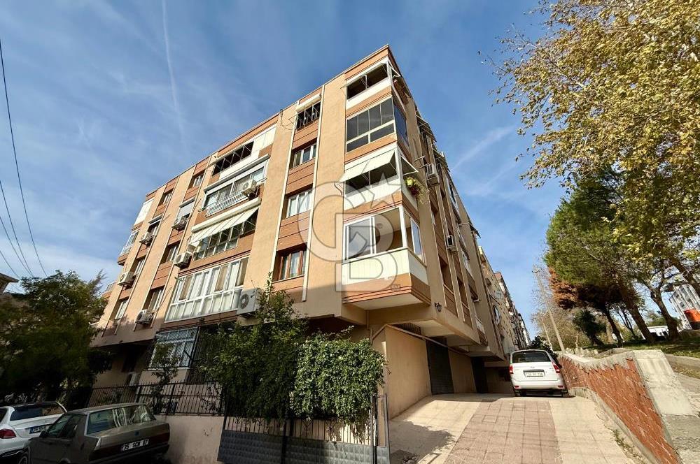 BUCA BARIŞ MAHALLESİ ARA KAT 3+1 SATILIK DAİRE