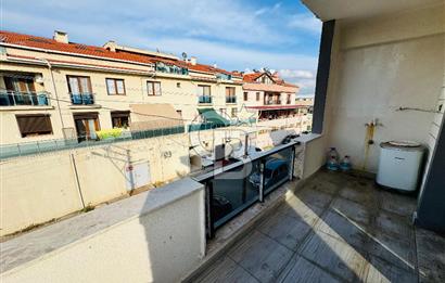 Foça Bağarası Kazım Dirik Mahallesinde Satılık 2+1 Daire