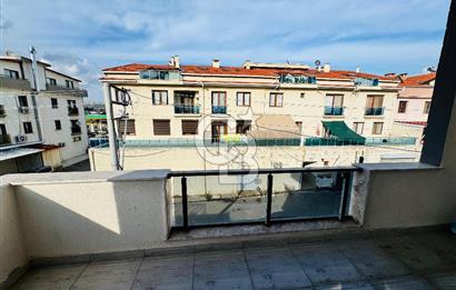 Foça Bağarası Kazım Dirik Mahallesinde Satılık 2+1 Daire