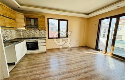 Foça Bağarası Kazım Dirik Mahallesinde Satılık 2+1 Daire