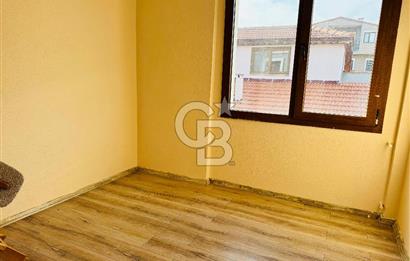 Foça Bağarası Kazım Dirik Mahallesinde Satılık 2+1 Daire