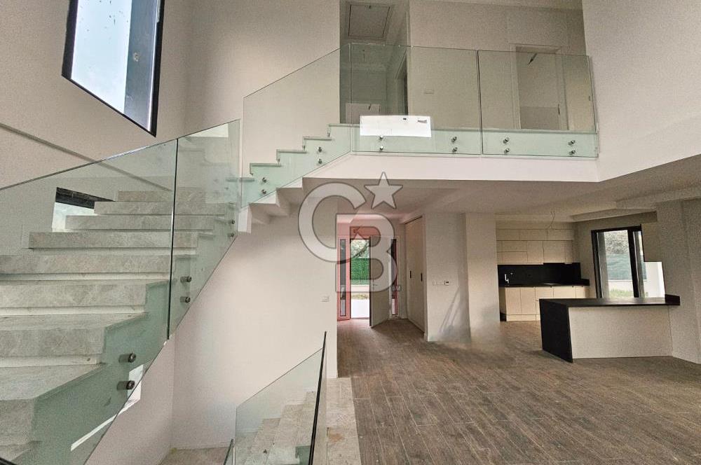 SATILIK 500 M² BAHÇE İÇİNDE MÜSTAKİL 4+2 VİLLA