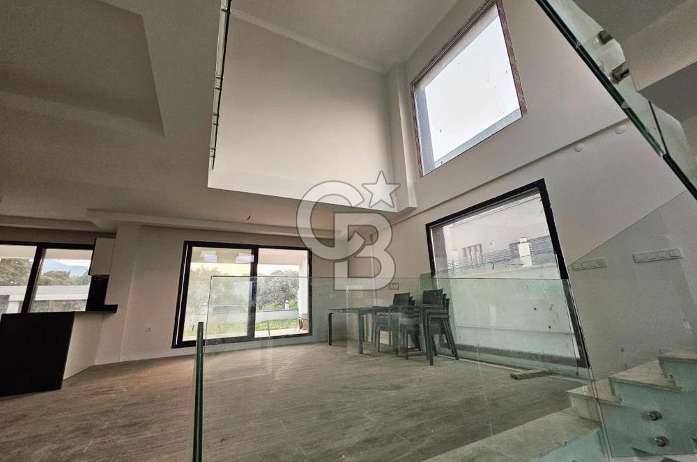 SATILIK 500 M² BAHÇE İÇİNDE MÜSTAKİL 4+2 VİLLA