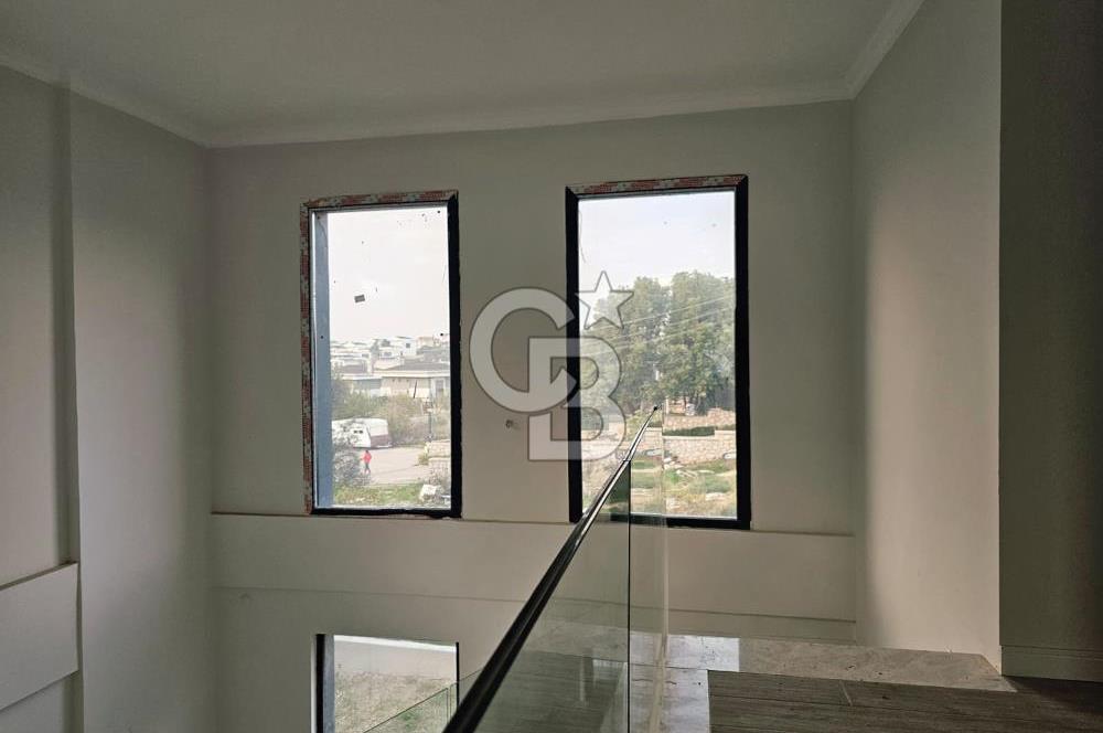 SATILIK 500 M² BAHÇE İÇİNDE MÜSTAKİL 4+2 VİLLA