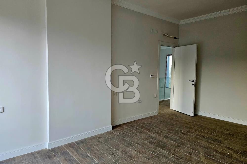 SATILIK 500 M² BAHÇE İÇİNDE MÜSTAKİL 4+2 VİLLA