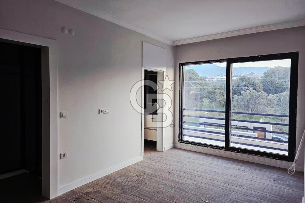 SATILIK 500 M² BAHÇE İÇİNDE MÜSTAKİL 4+2 VİLLA