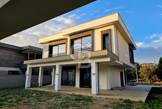 SATILIK 500 M² BAHÇE İÇİNDE MÜSTAKİL 4+2 VİLLA - 1 - 316682