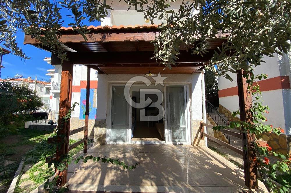 Denize Sıfır Raykent Sitesinde 1+1 Yazlık Daire - Bahçe Katı